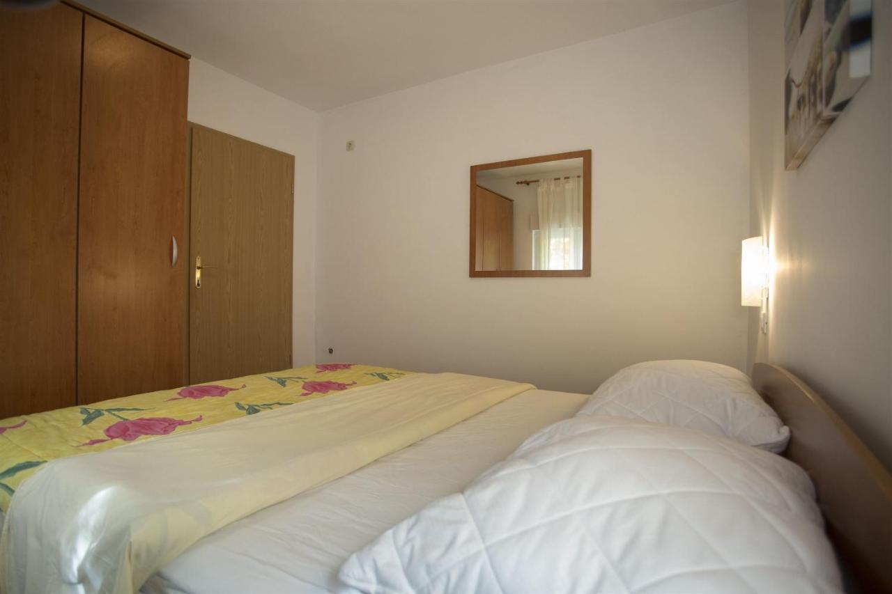 Apartments Gudelj Trogir Exterior foto